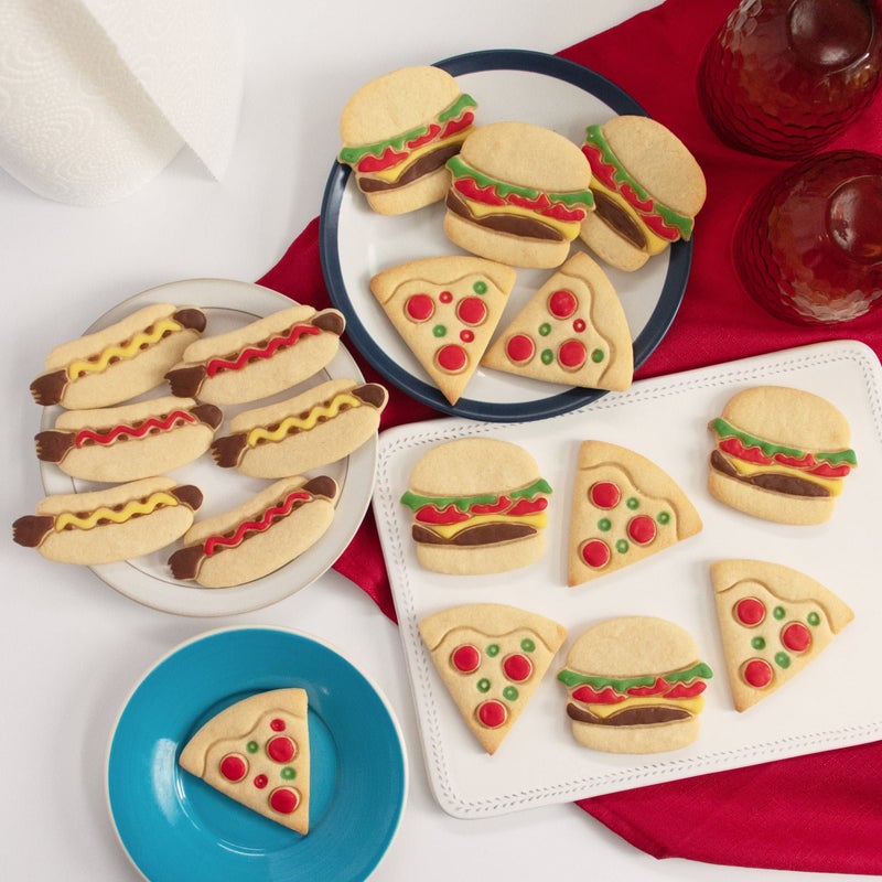 Bakerlogy Set of 3 Fast Food themed cookie cutters (Designs: Hot Dog, Hamburger, and Pizza), 3 pieces - Bakerlogy - Image 5