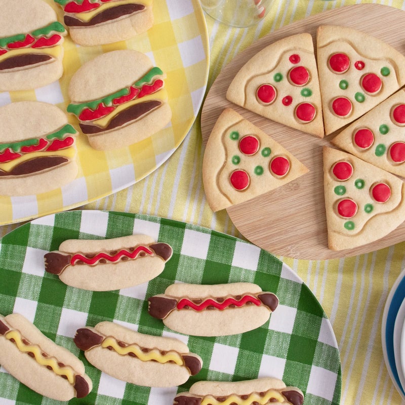 Bakerlogy Set of 3 Fast Food themed cookie cutters (Designs: Hot Dog, Hamburger, and Pizza), 3 pieces - Bakerlogy - Image 2