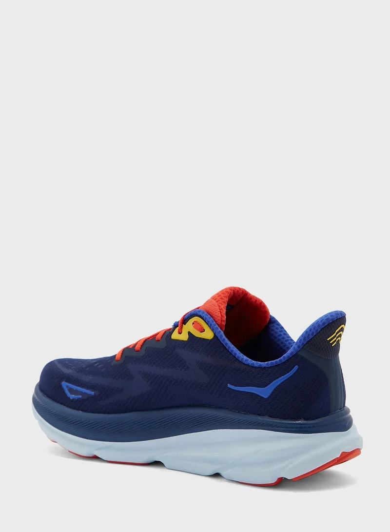 Hoka Clifton 9