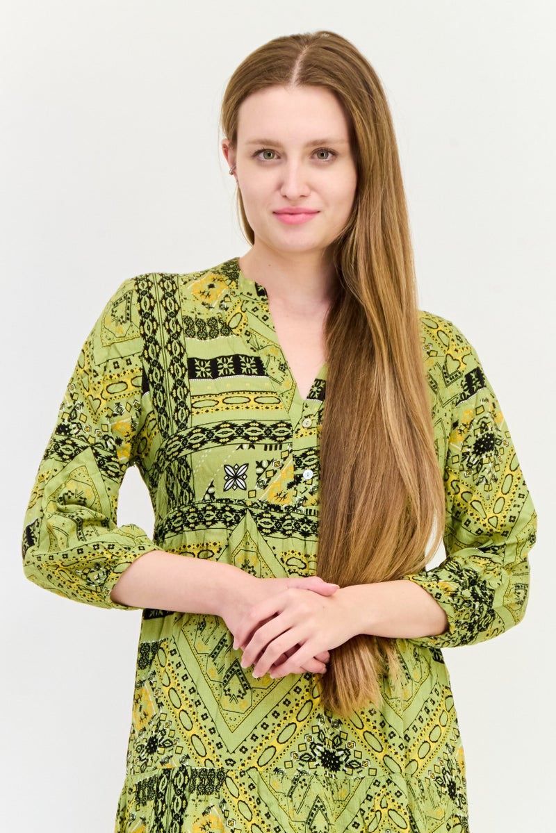 ONLY فستان ميدي مطبوع بالكامل للنساء، متعدد الألوان - Image 4