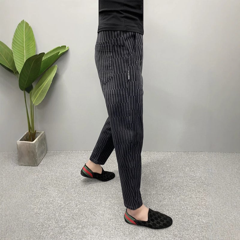 Unisex Classic Denim Jeans Loose Fit Daily Outdoor Wear - Image 2