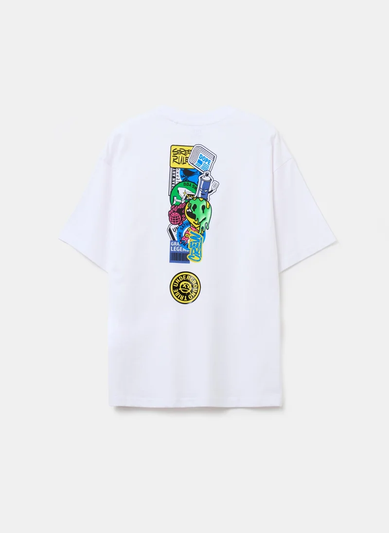 او في اس Oversized T-shirt with print