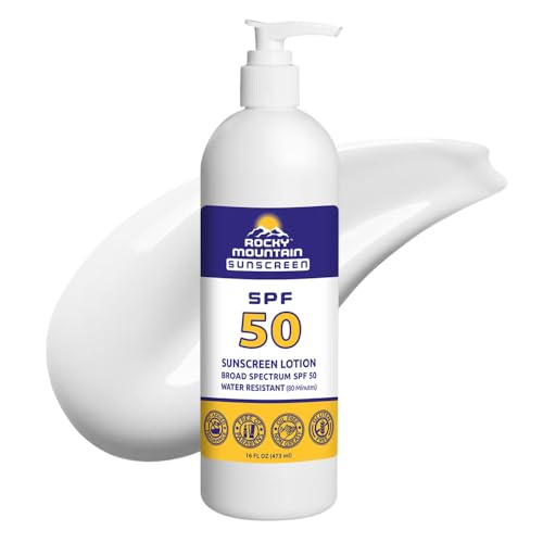 واقي شمس روكي ماونتن SPF 50 لوشن حماية واسعة الطيف UVA/UVB هاواي 104 متوافق مع قانون الشعاب المرجانية خالي من الأوكسي بنزون والأوكتينوكات مقاوم للماء لمدة 80 دقيقة ربع جالون مع مضخة 32 أونصة سائلة