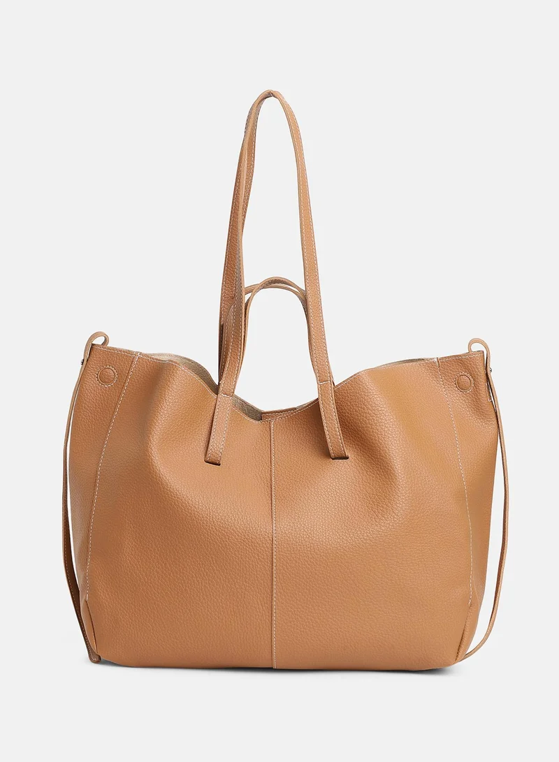 Haute Sauce Solid Zip Lock Regular Vegan Leather Hand Bag For Women