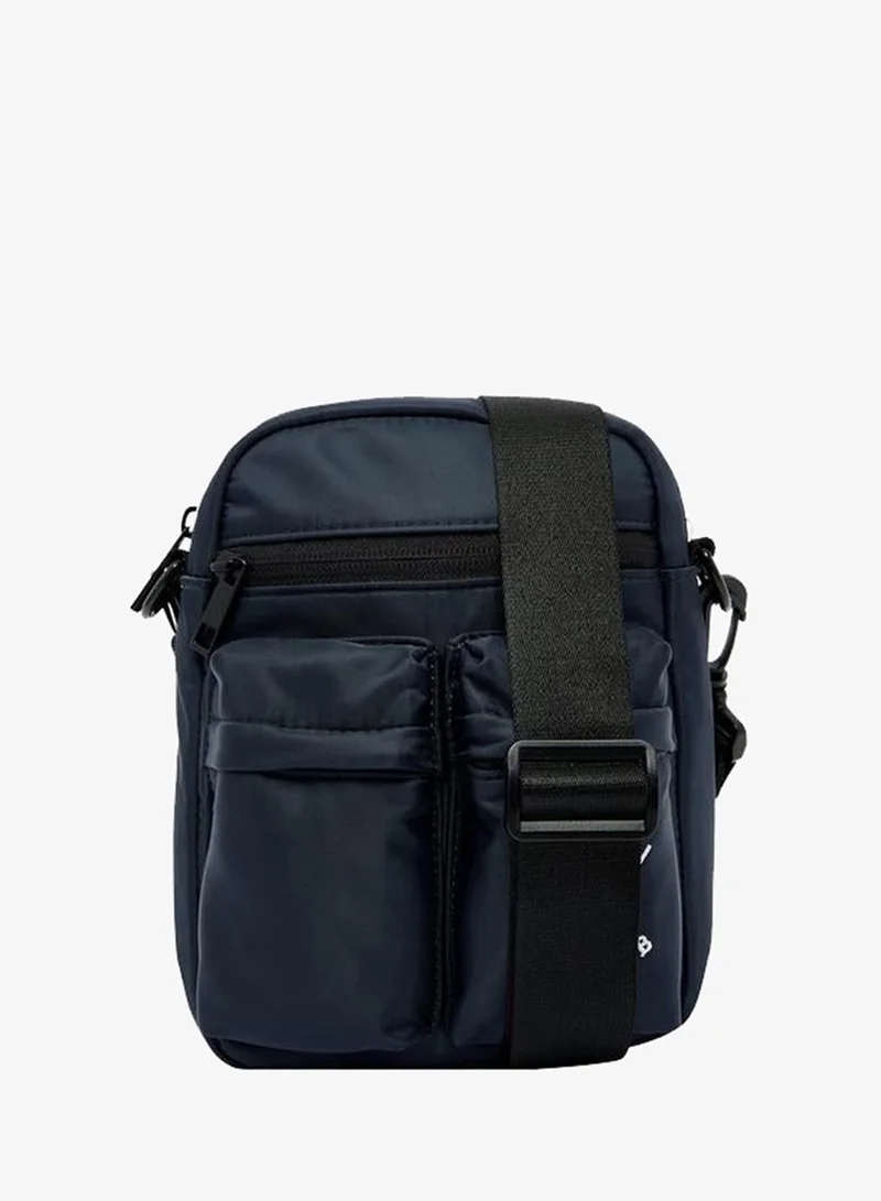 Duchini Men Adjustable Strap Crossbody Bag