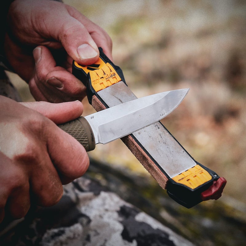 Work Sharp أداة شحذ السكاكين الموجهة من وورك شارب، شحاذ سكاكين سفر مدمج للصيد - Image 2