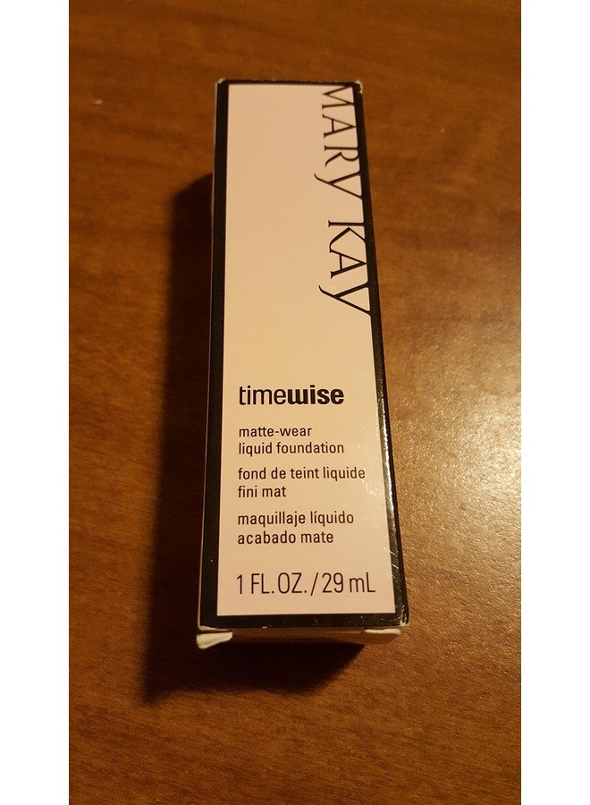Mary Kay Timewise Matte Wear Liquid Foundation For Combination/Oily Skin (Ivory 5) - Image 2