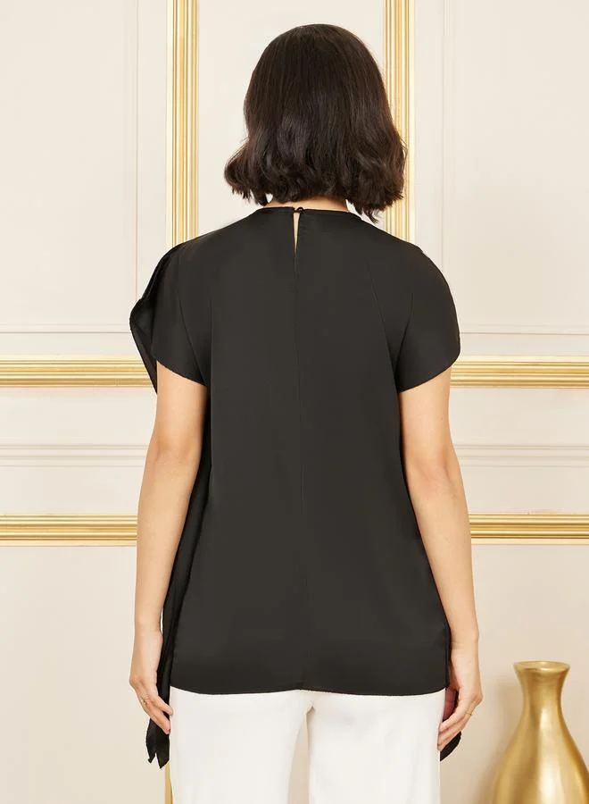 Styli Ruffle Detail Sleeveless Blouse