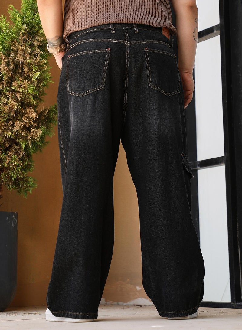 Instafab Plus Men's Charcoal Black Tinted Relaxed-Utility Denim Jeans For Casual Wear | Mid-Rise | Straight Fit | Button Closure | Plus Size Denim Jeans Crafted With Comfort Fit For Everyday Wear - Image 5