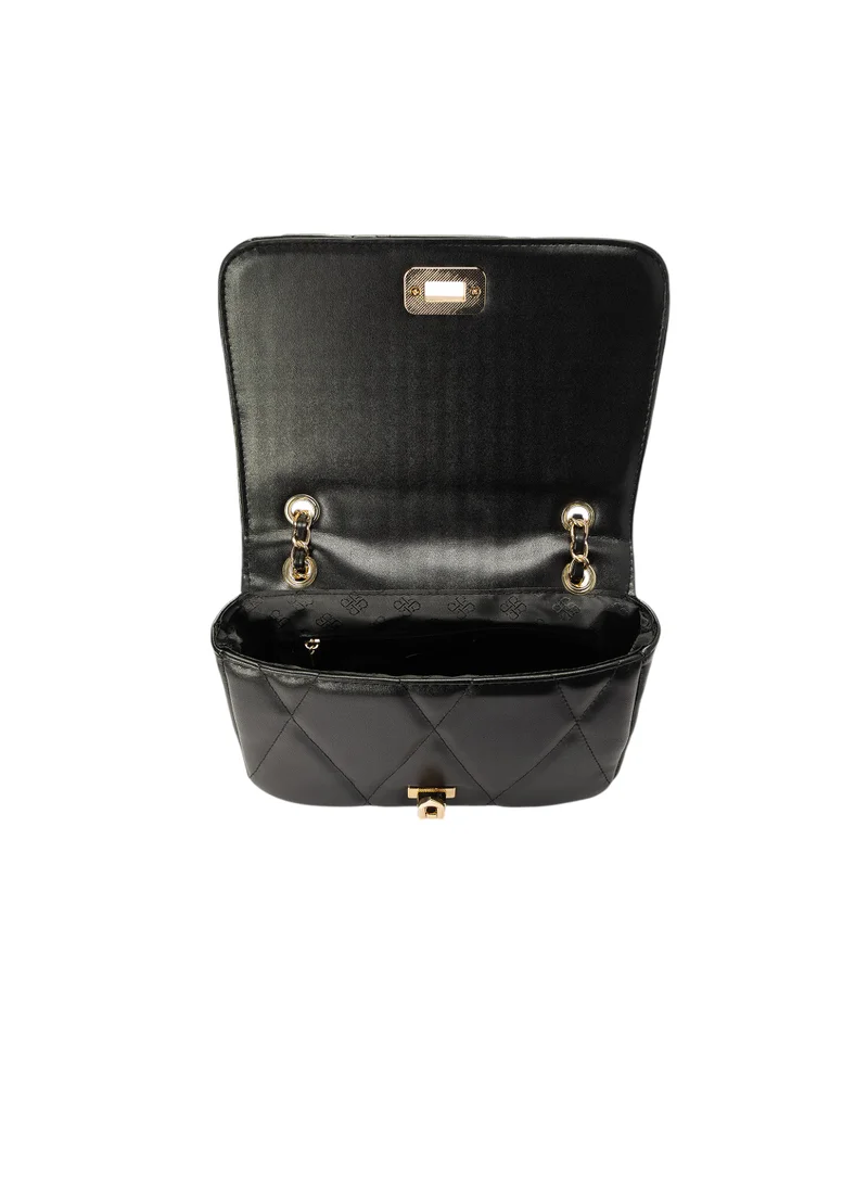 باتا حقيبة كتف مبطنة