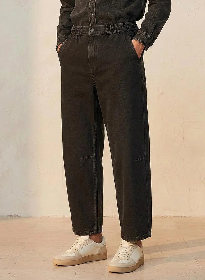 Denim Straight Fit Button Closure Jeans