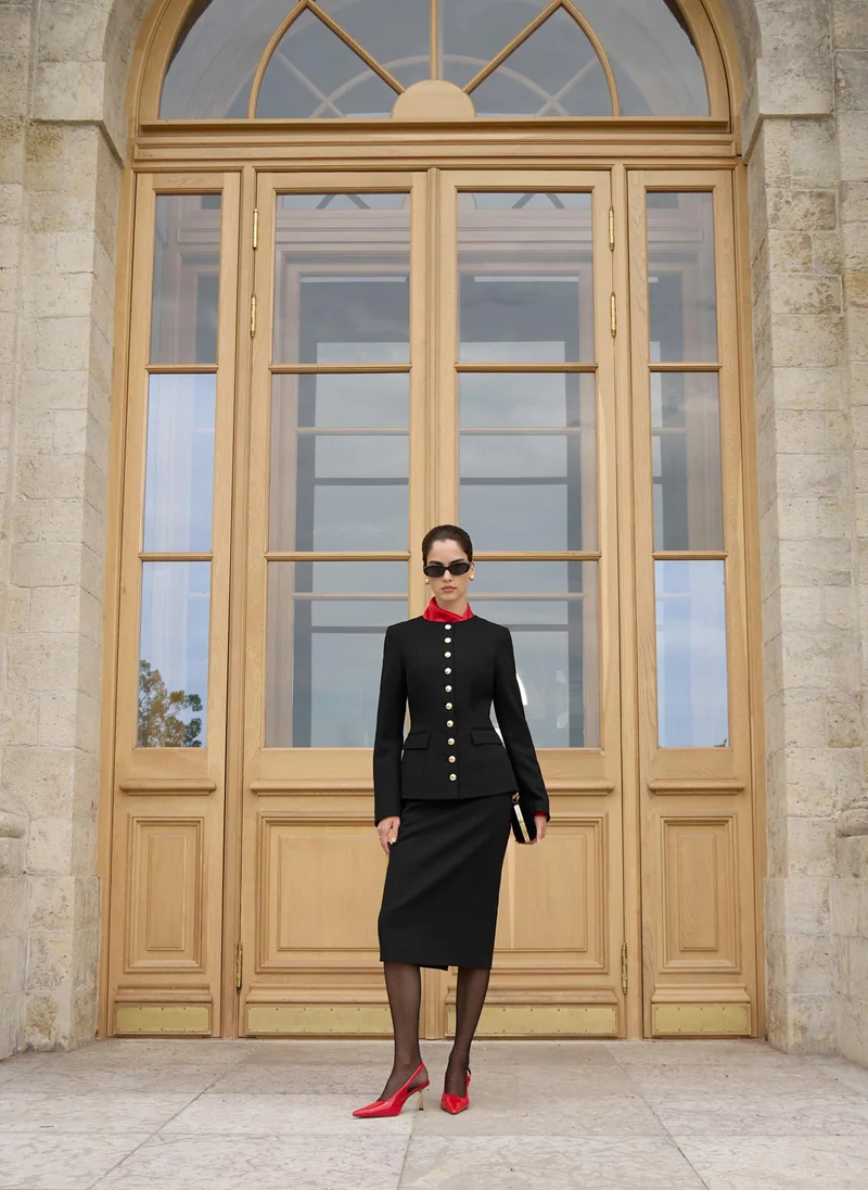 Lichi Flared jacket with large golden buttons