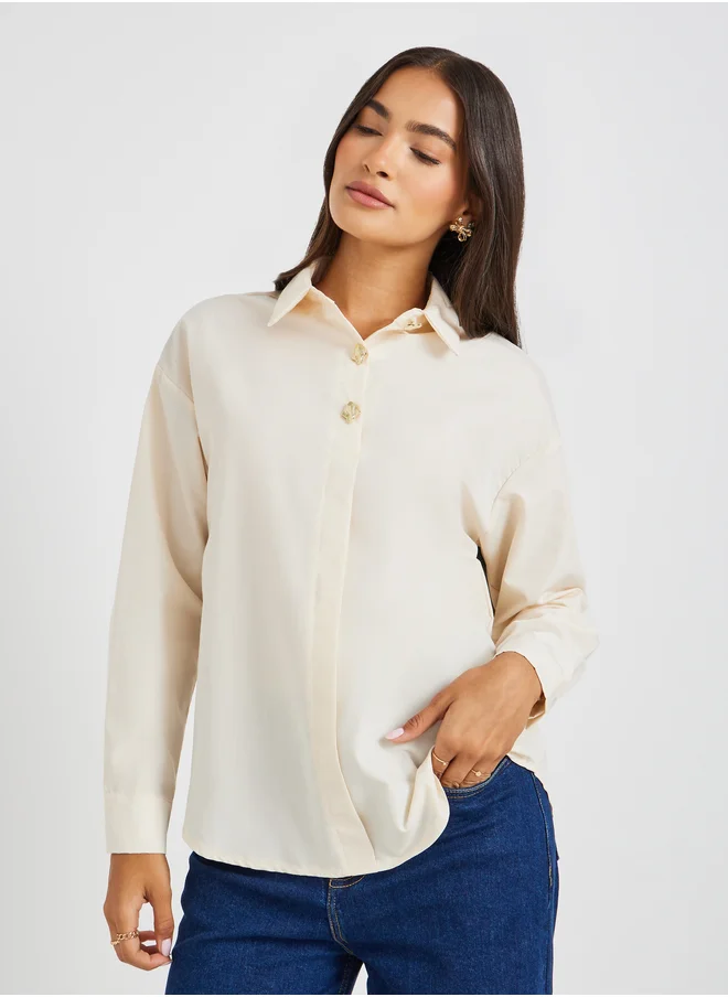 ستايلي Solid Oversized Buttoned Spread Collar Shirt
