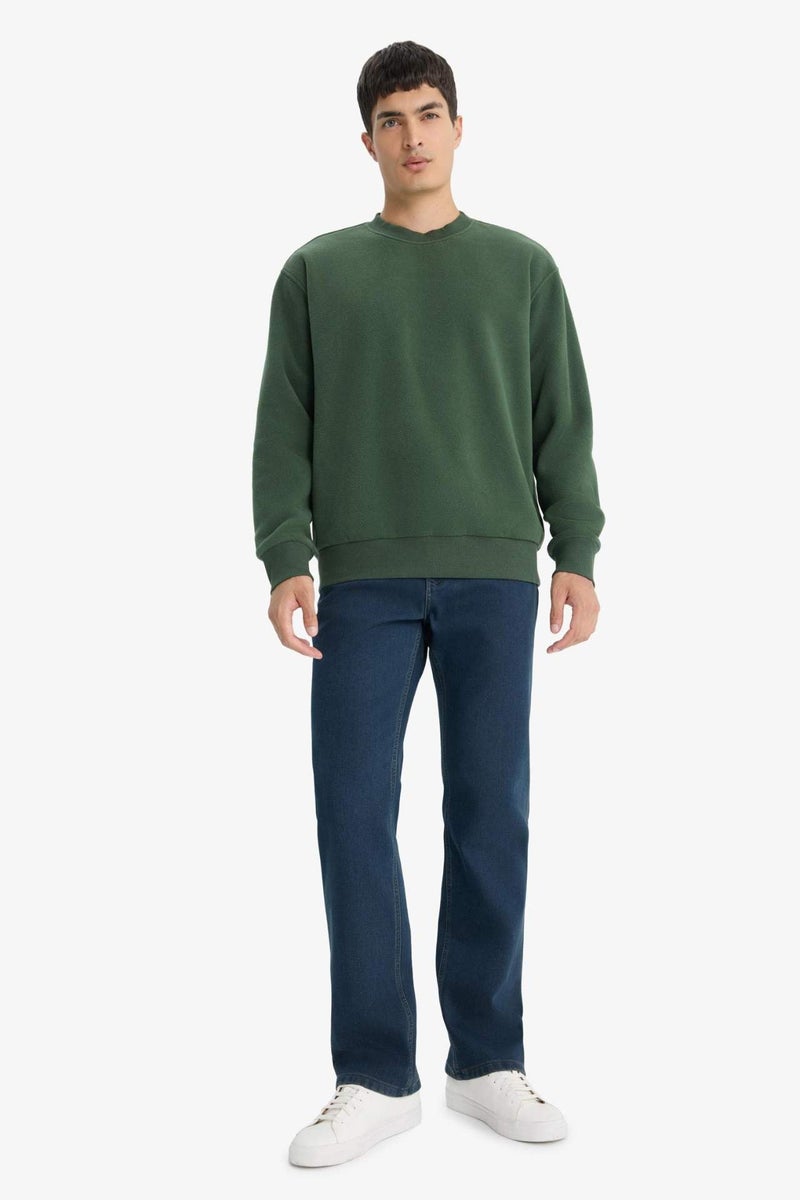 DeFacto Relax Fit Crew Neck Fleece Sweatshirt - Image 4