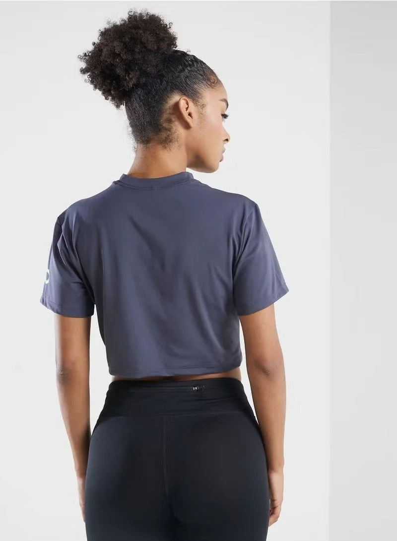 Nike Dri-Fit Graphics Crop T-Shirt