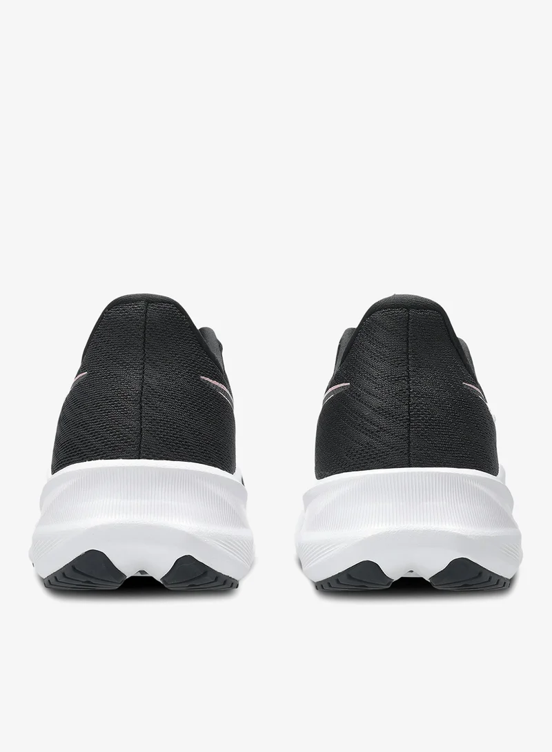 asics Black Women's VERSABLAST 4 Running Shoes for Women | Best Price UAE