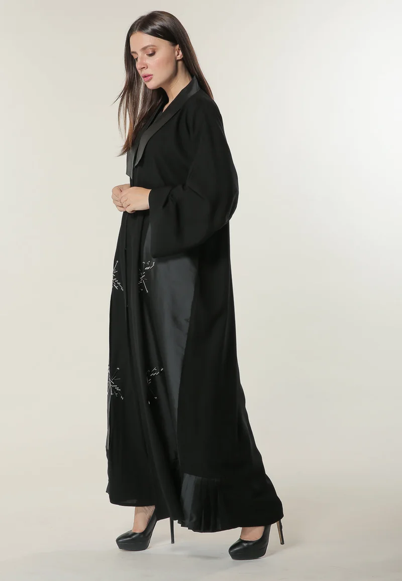 Moistreet  Embroidered Pleated Tafta Hem Abaya for Women | Best Price UAE