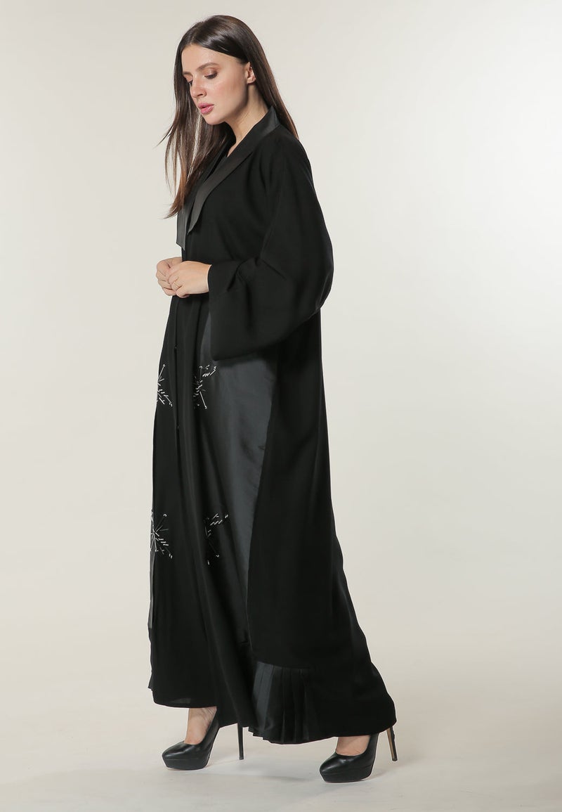 Moistreet Embroidered Pleated Tafta Hem Abaya - Image 5