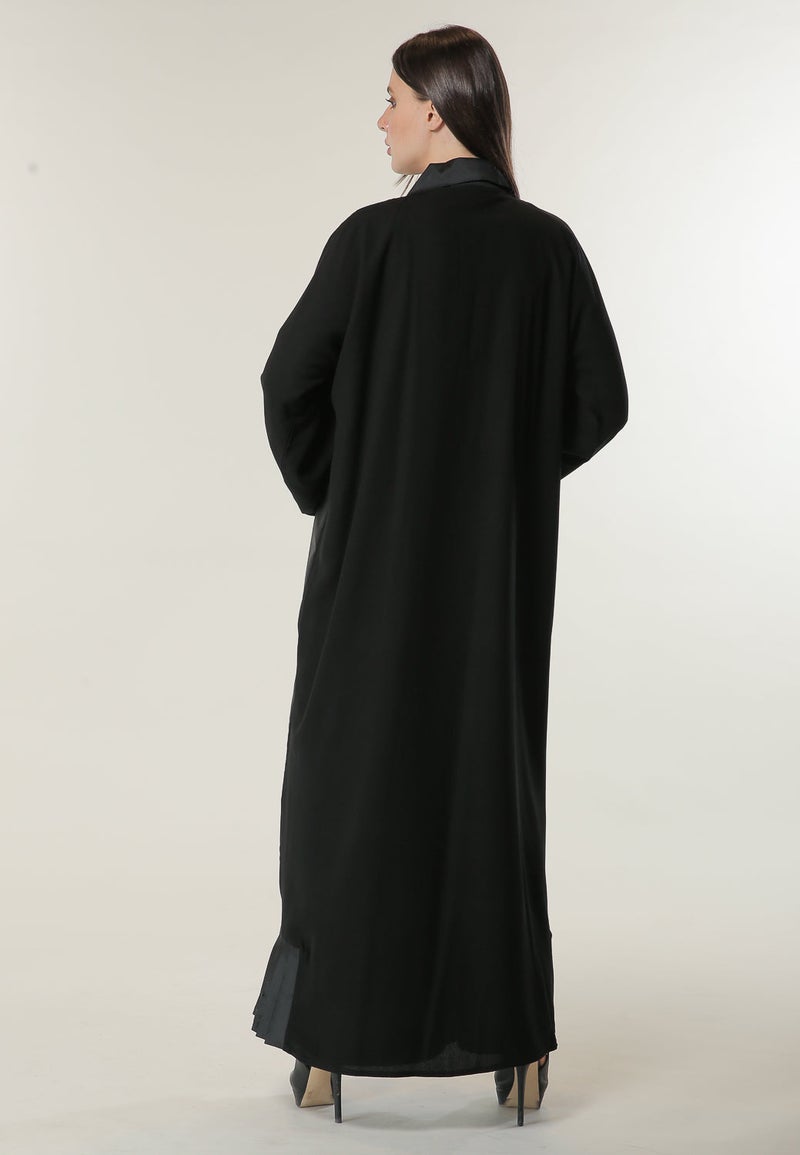 Moistreet Embroidered Pleated Tafta Hem Abaya - Image 3
