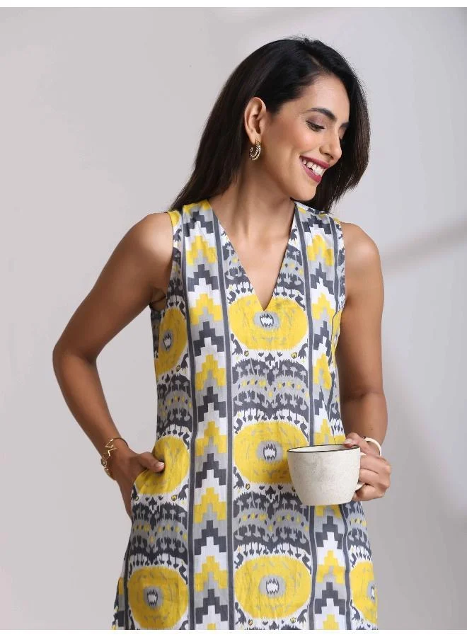 ترو برونز trueBrowns Yellow Cotton Ikat Sleeveless Kurta Pant Set