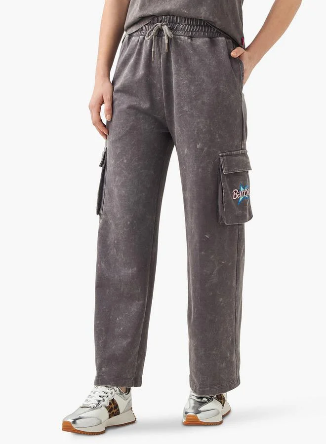 اس بي كاركترز بنطلون رياضي باربي بطبعات وجيوب وحبل شد