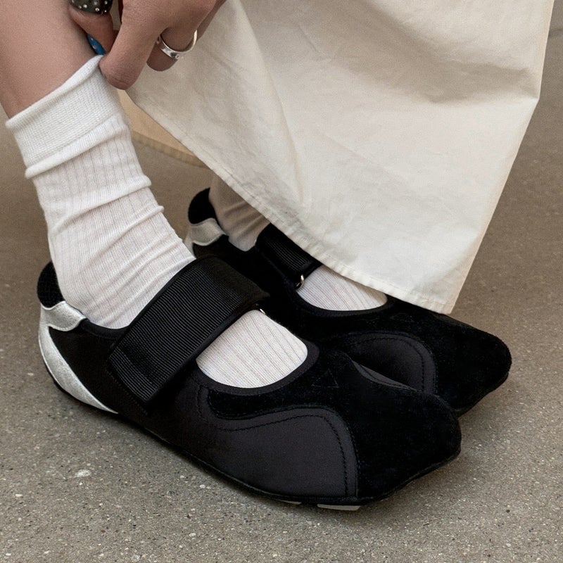 Women's Mary Jane Velcro Flat Shoes - Image 4