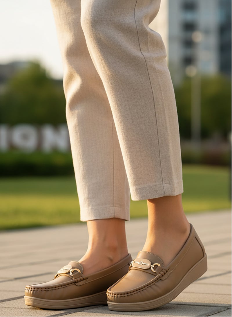 GRINTA Women Slip On Shoes - Image 3