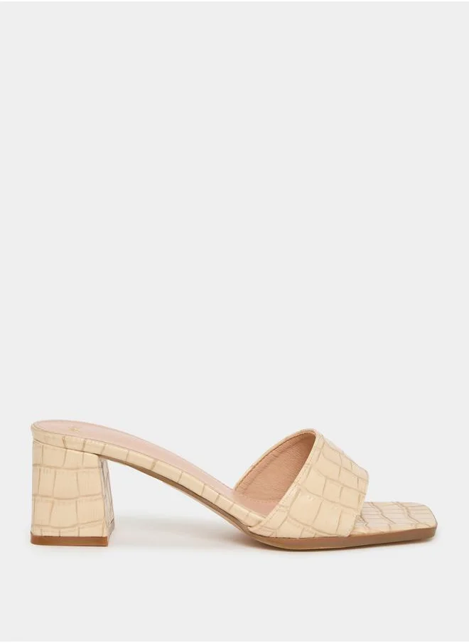 Styli Textured Block Heel Sandals