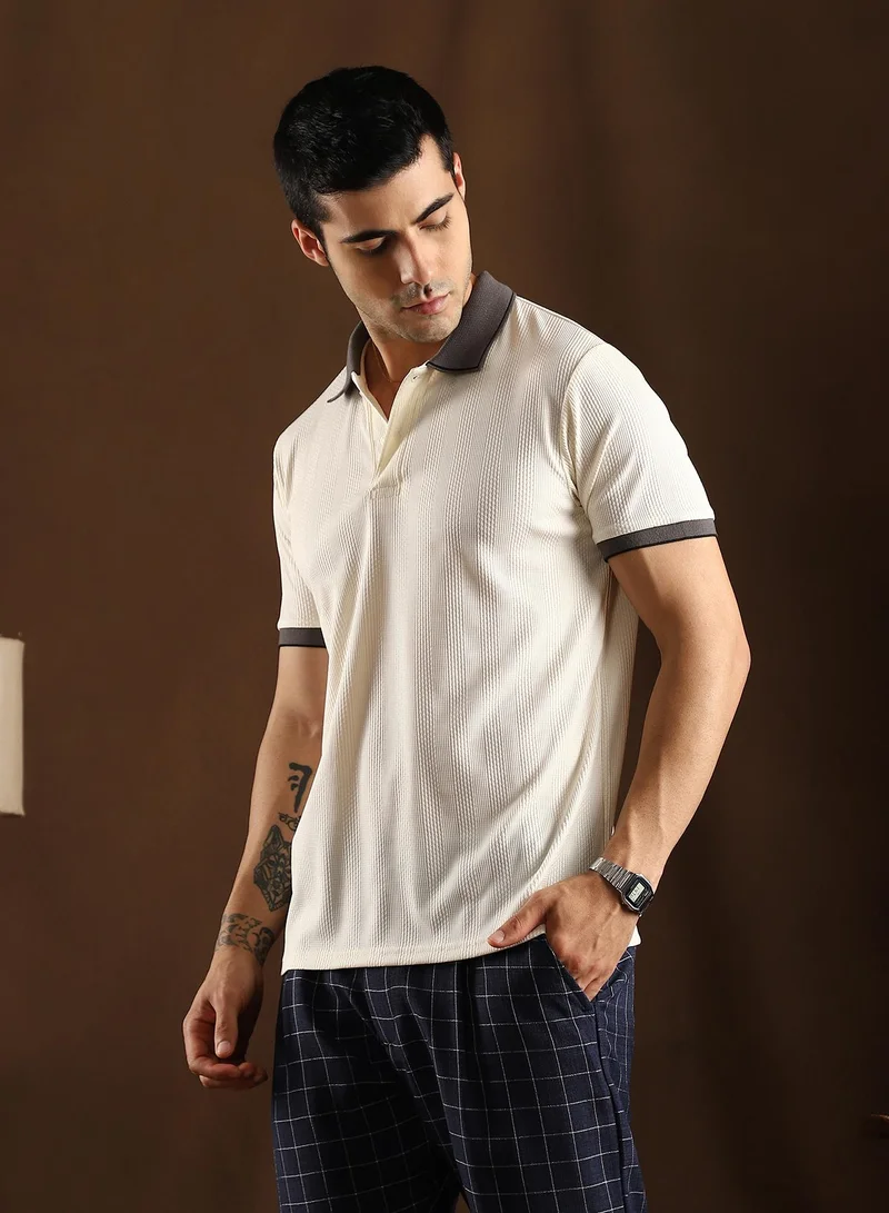 Campus Sutra Campus Sutra Men's Chalk White & Moon Grey Contrast Trough Polo T-Shirt For Casual Wear | Polo Neck | Short Cuffed Sleeves | Half-Button Closure | T-Shirt Crafted With Comfort Fit For Everyday Wear