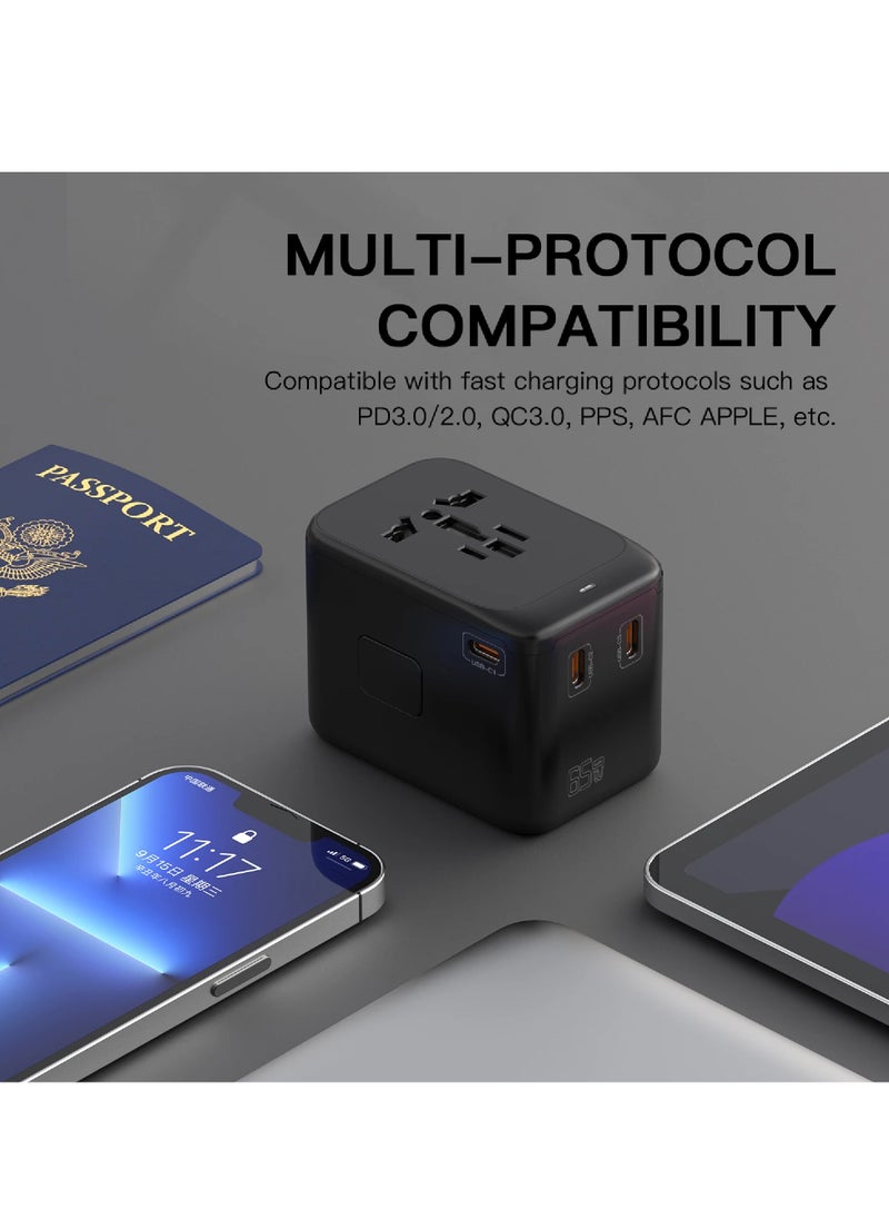 Protect - universal travel adapter 2 USB, A and 2 type c ports plug 65W adapter with GaN technology - Image 1