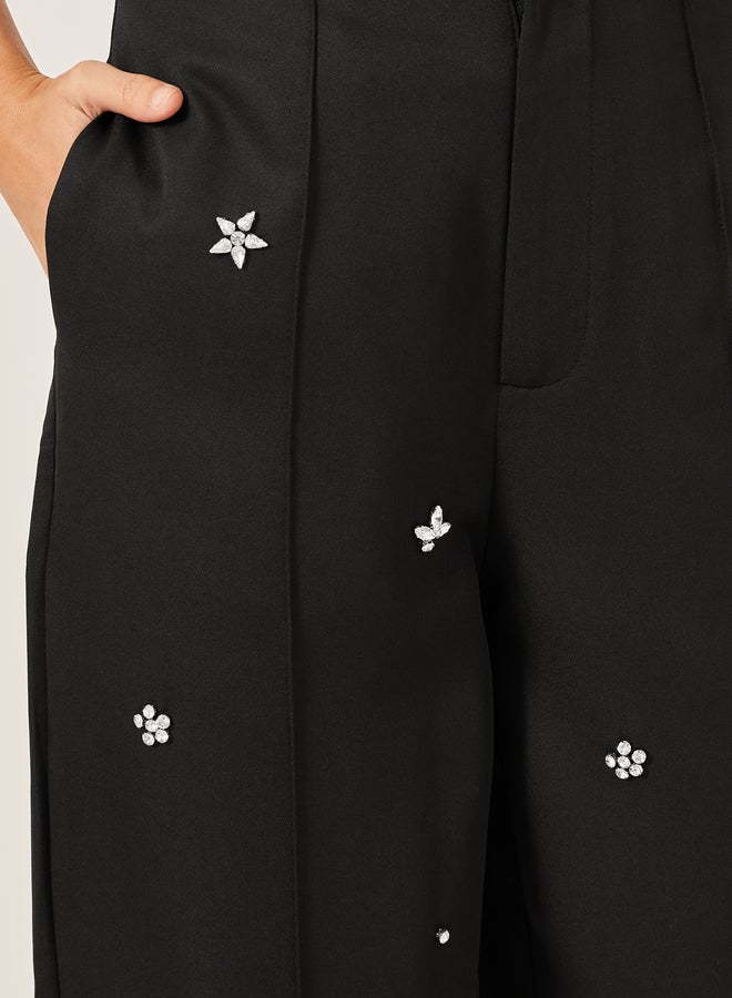 Styli Styli Embroidered Mid Rise Tapered Trouser  - Image 3