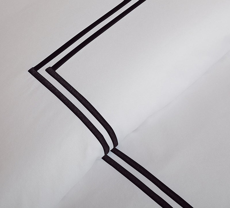 BedDecor Luxury Soft Brushed 400-Thread-Count Egyptian Cotton Embroidered Duvet Cover Set with Beautiful 2-Stripe Embroidery - - King/Cal King - White/Black - Image 5