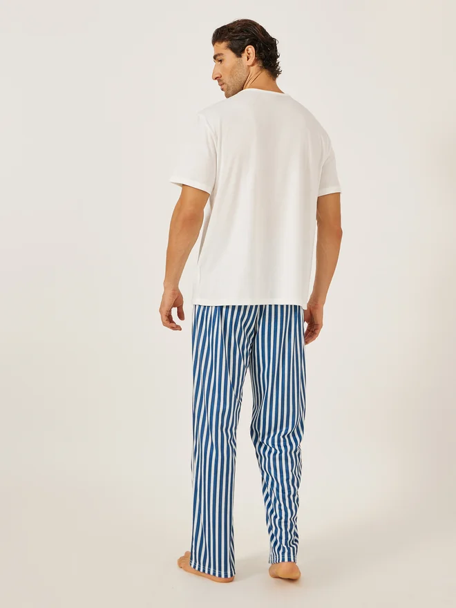 Styli Styli Minimal Printed T-Shirt and Striped Badge Detail Pyjama Set