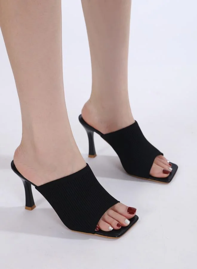 سنيك ايه بيك صندل بكعب رفيع ورباط عريض