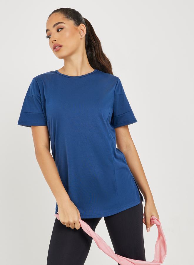 Styli Styli V Mesh Back Side Slit Oversized Top - Image 1