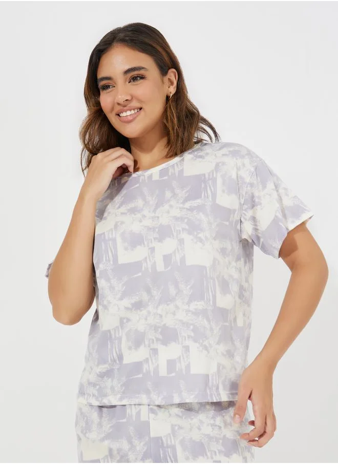 Styli All Over Print T-Shirt & Capri Pyjama Set
