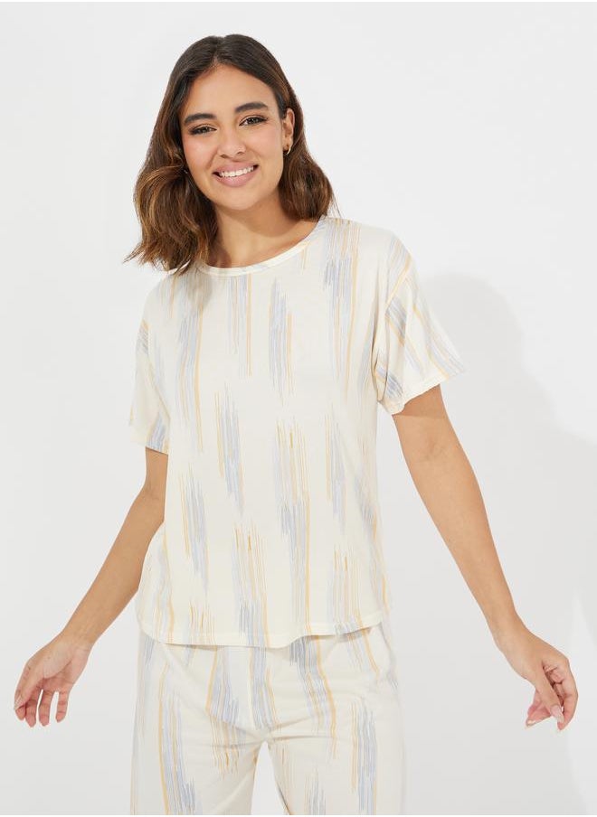 Take Two Printed Round Neck T-Shirt & Capri Pyjama Set  - Image 2