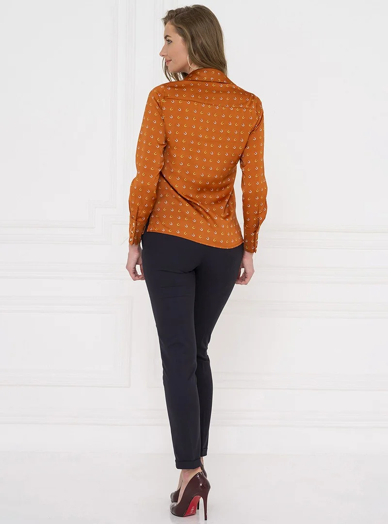فور يو مودا Horseshoe Patterned Brick Shirt FM000083