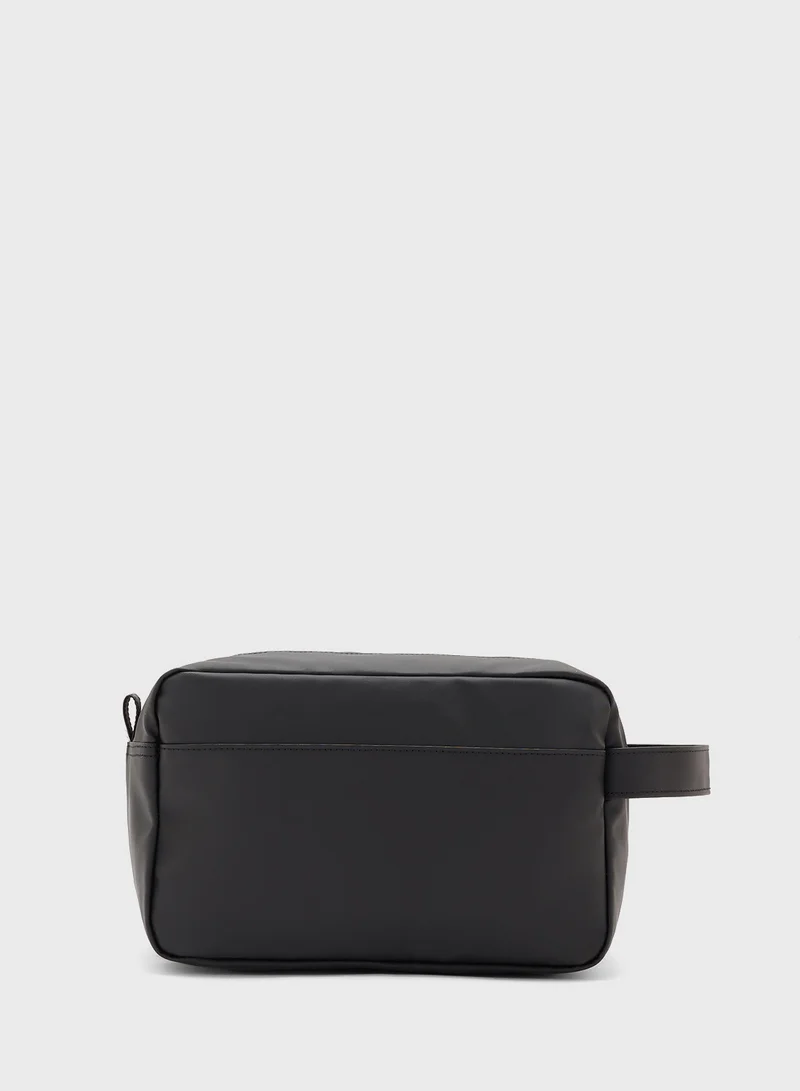 Herschel Chapter Toiletry Bag
