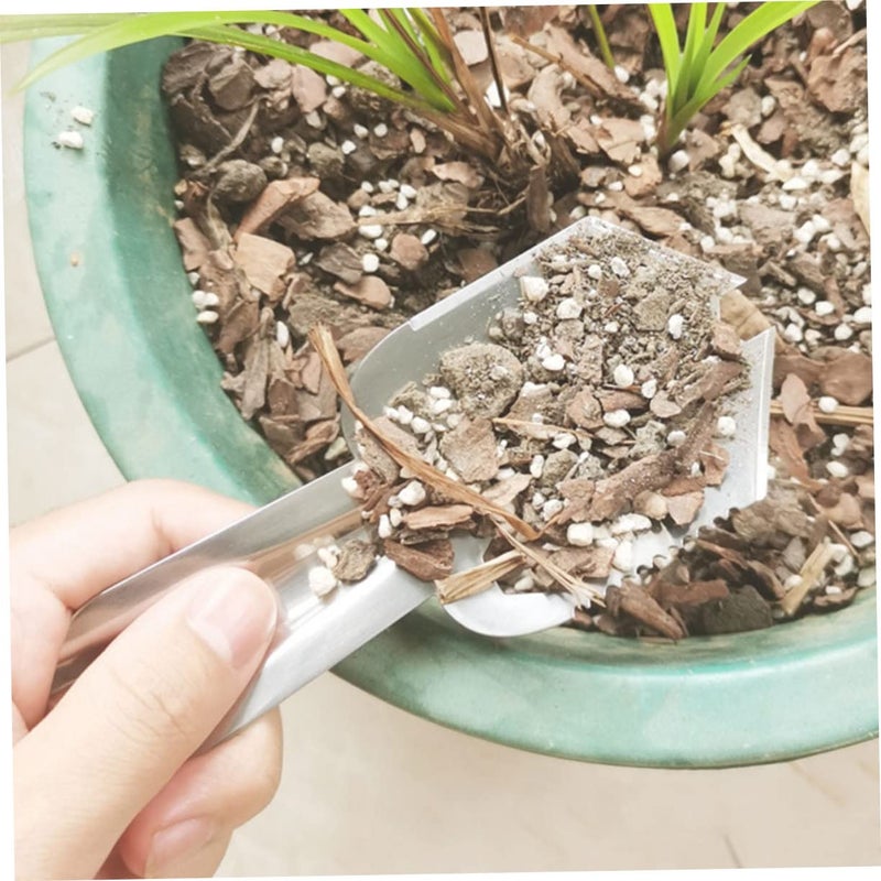 Multi Functional Steel Garden Shovel for Planting Weeding and Soil Loosening Compact Easy Handling - Image 5