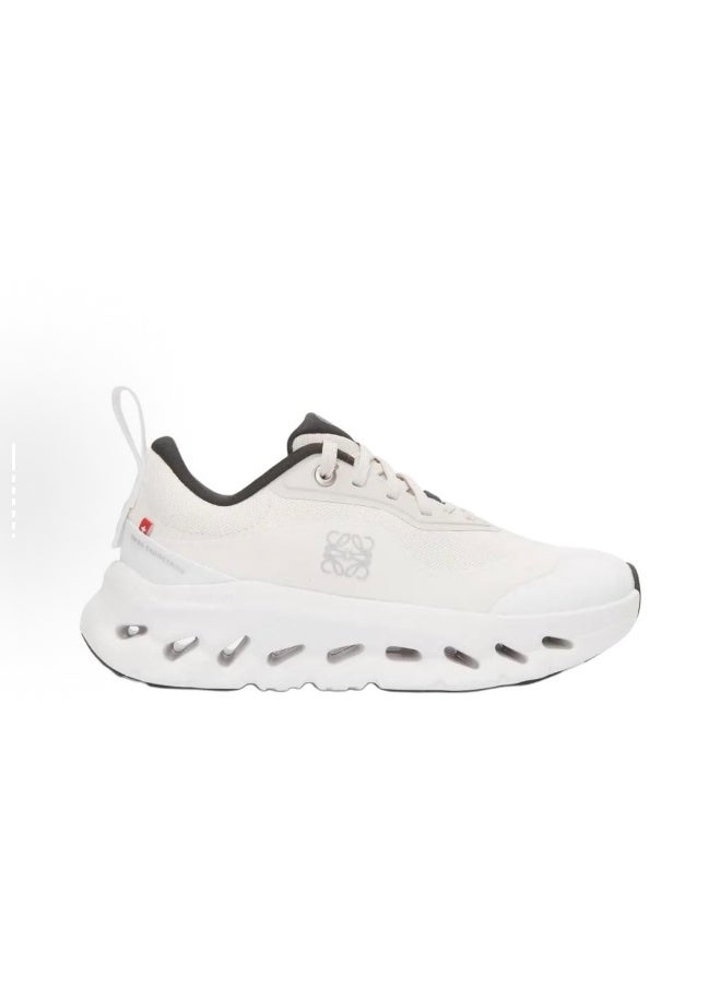 ON  loeve cloudtilt 2.0   casual sport shoes - Image 2