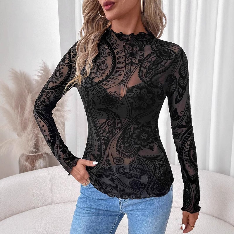 تيشيرت نسائي بأكمام طويلة مع طباعة جيومترية ملمسية - Image 3