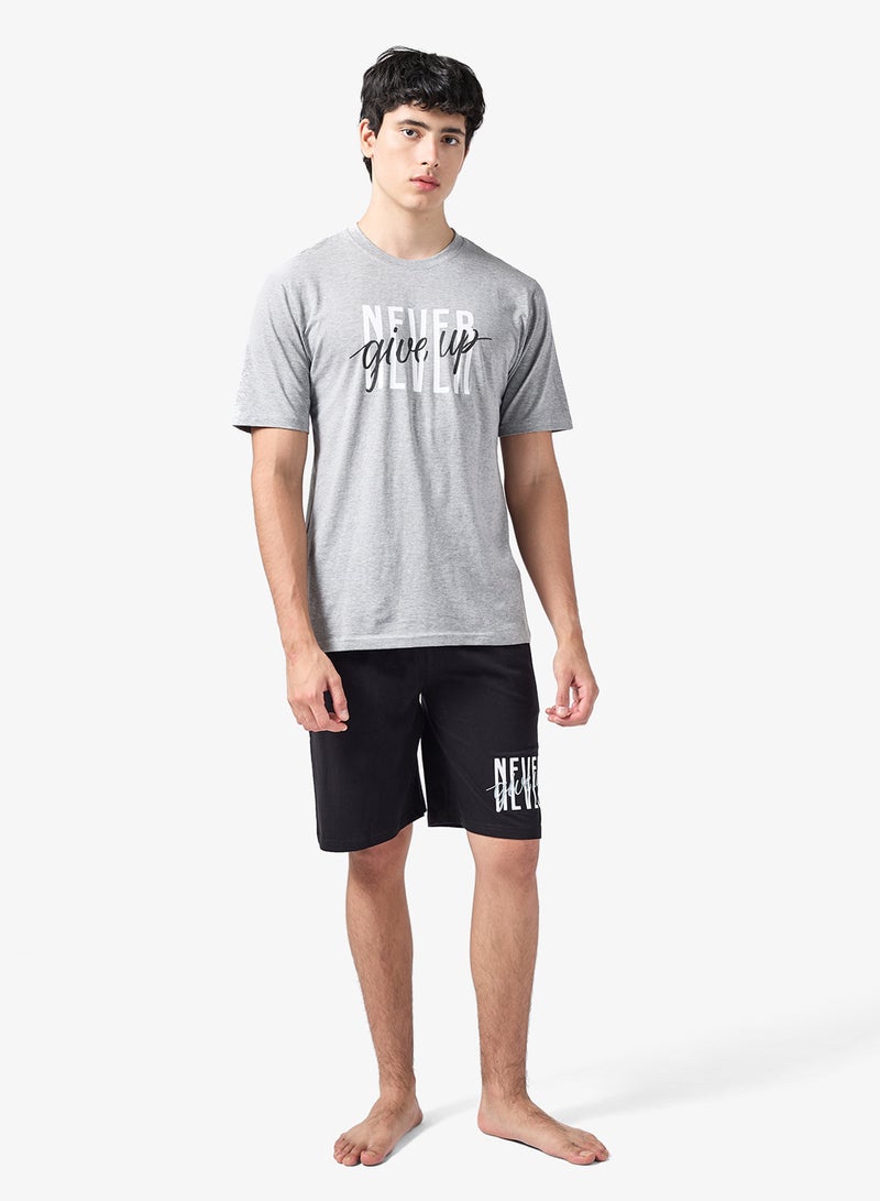 سفنتي فايف طقم بيجامة تي شيرت وشورت - Image 1