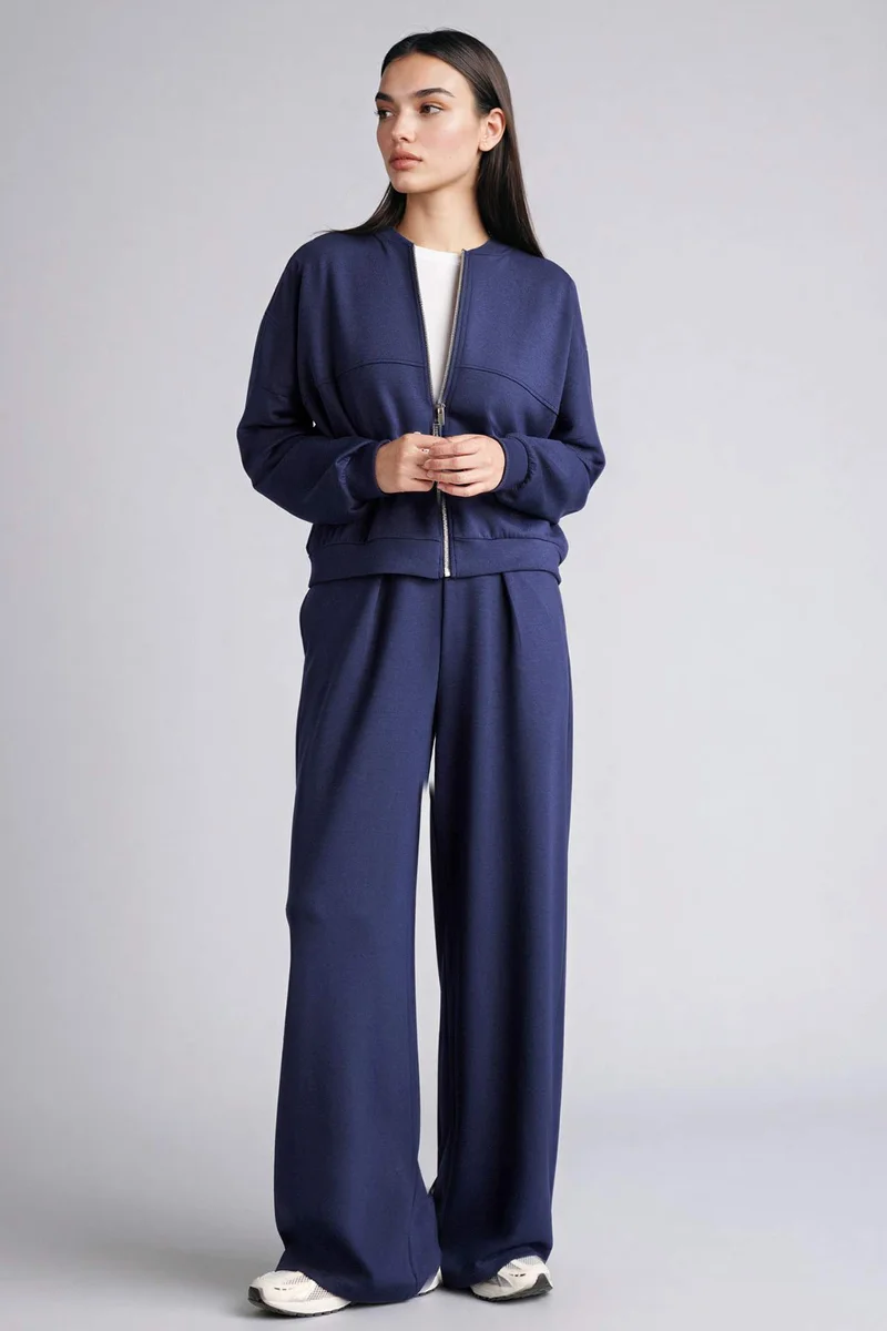 ديفاكتو Regular Fit Basic Trousers