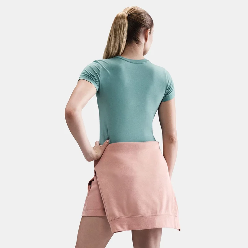 نايكي تيشيرت سبورتسوير تشيل كينت للنساء