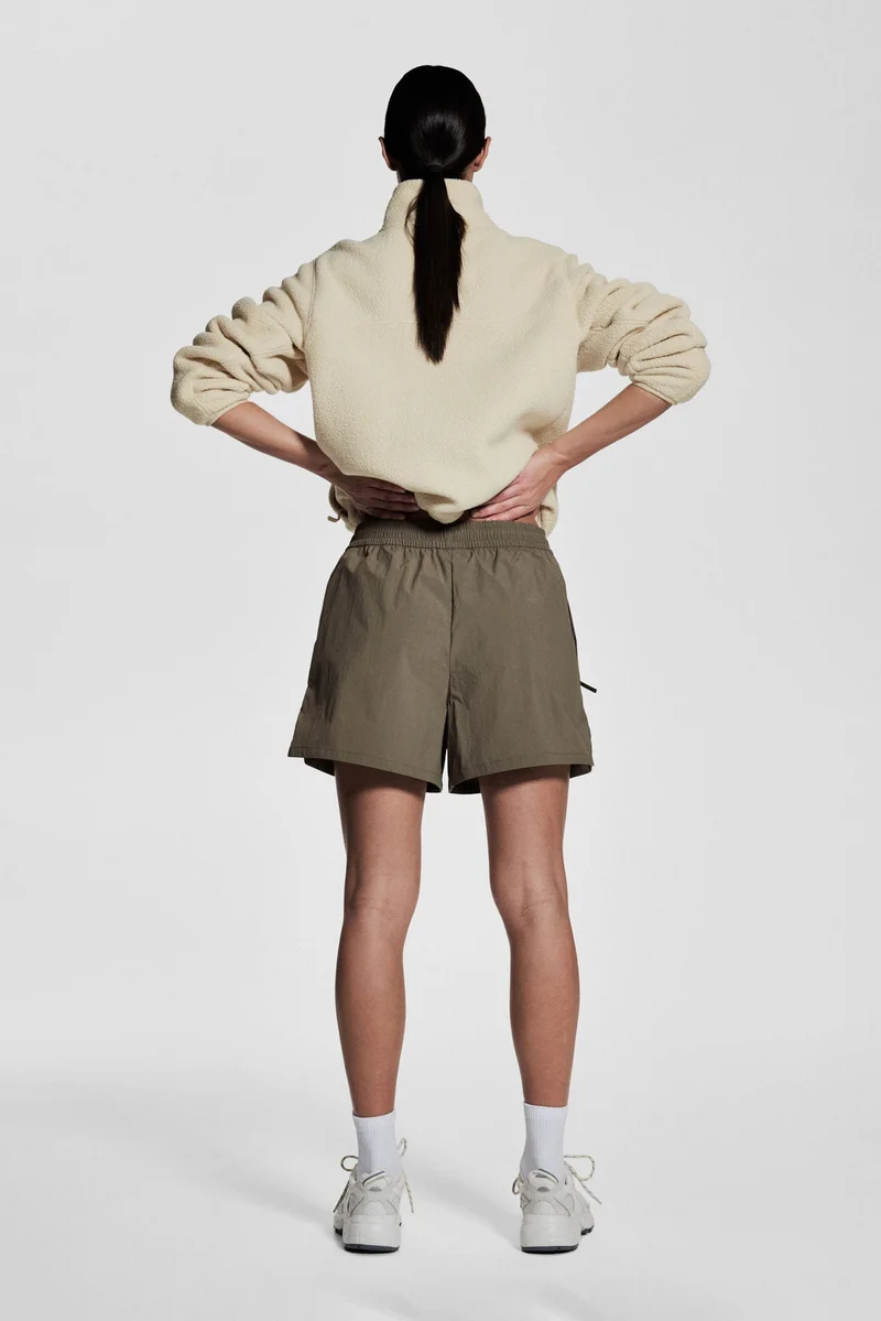 H&M Lightweight water-repellent outdoor shorts