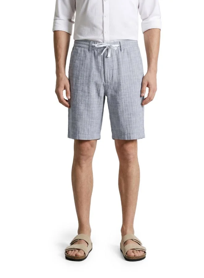 ذا انديان كراج كو Men Regular Fit Solid Cross Pocket Mid-Rise Shorts