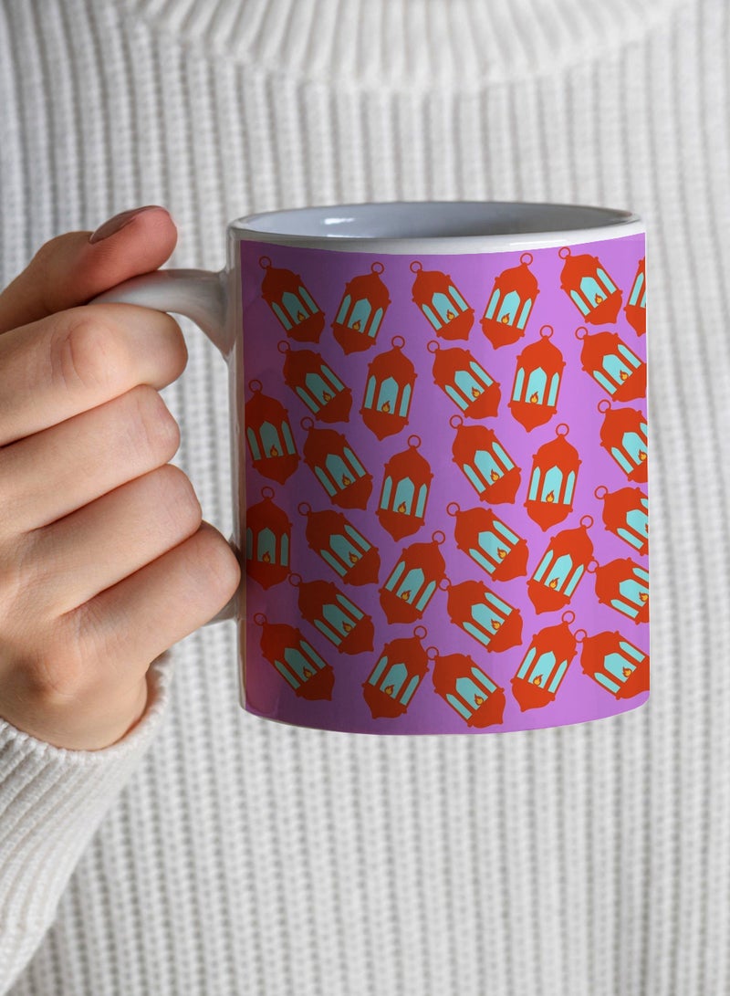 لوحة كوب ١١ أونصة من السيراميك بتصميم نمط فوانيس رمضان - Image 3