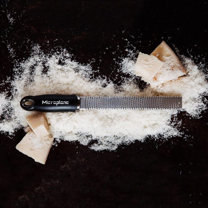 Microplane Premium Classic Series Zester Grater, 18/8, Black - Lemon Zester & Cheese Grater & Vegetable Grater - Citrus, Parmesan Cheese, Garlic, Ginger, Nutmeg, Chocolate - Stainless Steel Grater - Image 5