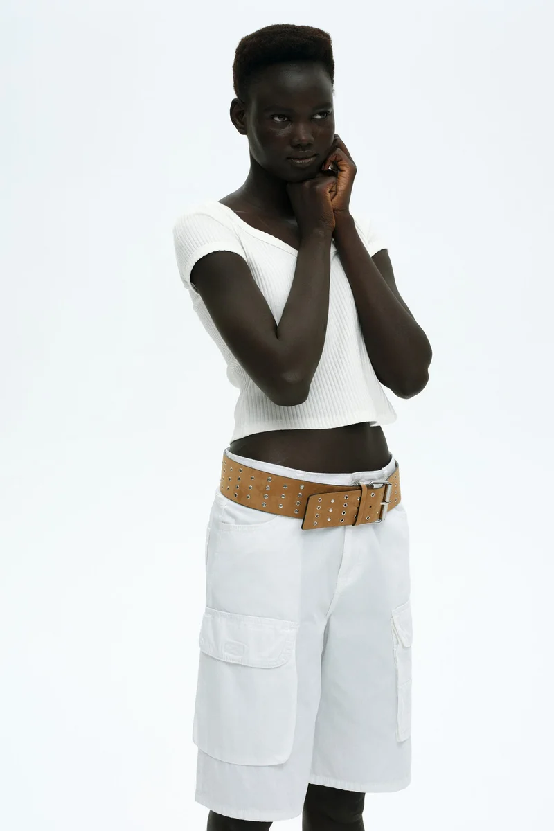 اتش اند ام تي-شيرت مضلع بحواف بيكو